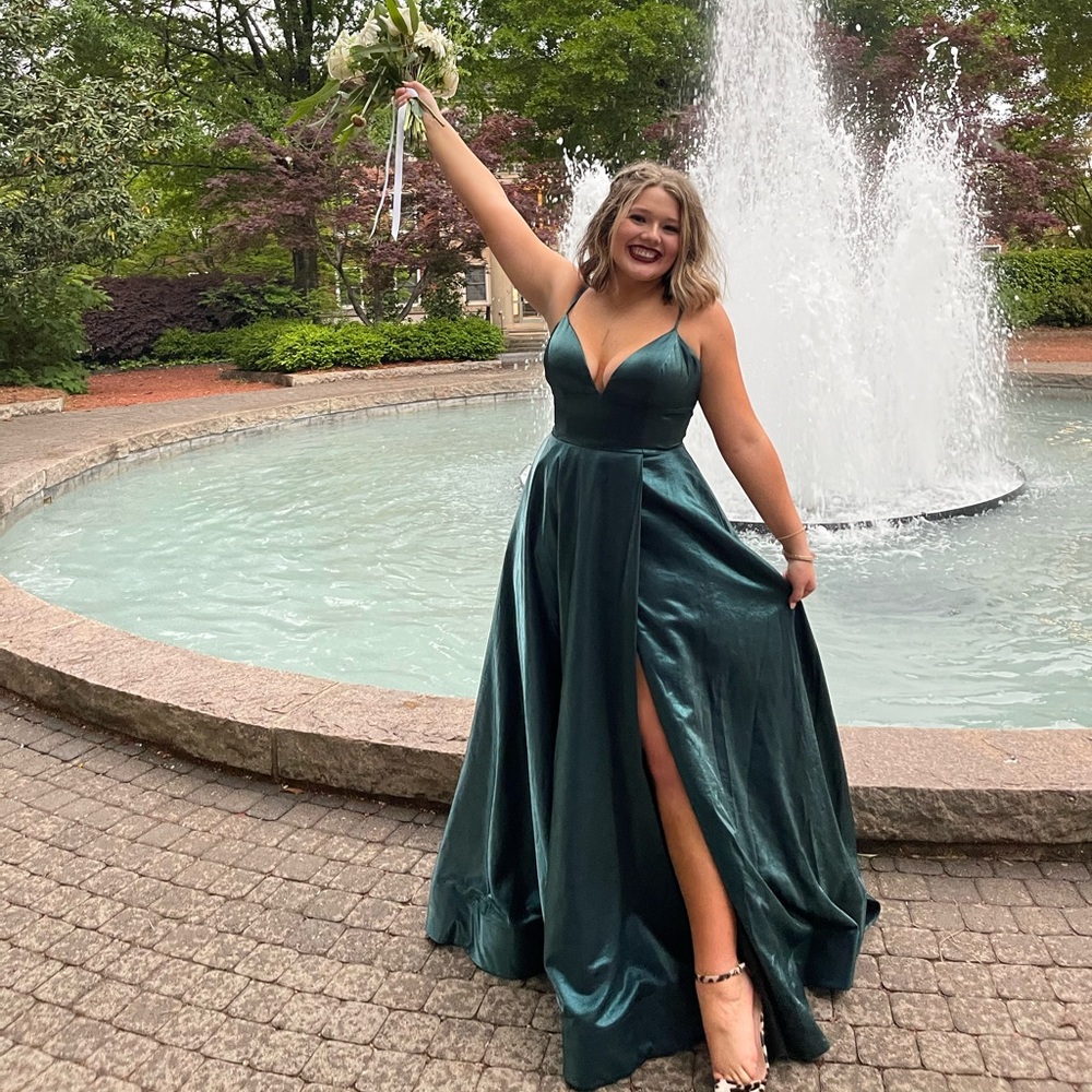 Elegant Sherri Hill Green Shimmer Satin Gown (ONLY WORN ONCE!)